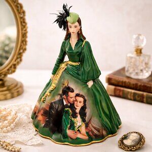 Gone With the Wind “Green Velvet Dress” Porcelain Figurine – Bradford Editions